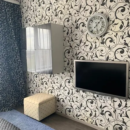 Apartament On Chernihivska Kyiv Exterior photo